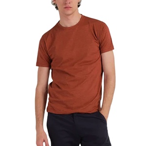 เสื้อยืดคอกลมแขนสั้นสำหรับผู้ชายเสื้อยืดคอกลมแขนสั้นพิมพ์ลายโลโก้ที่กำหนดเองได้ - Product Image 1