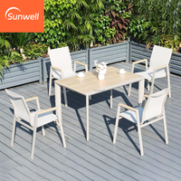 Ensemble de salle à manger de luxe en aluminium et bois de teck pour restaurant, mobilier d'extérieur en gros, couleur bois, table et chaises