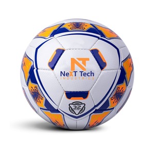 Balón de entrenamiento de fútbol de Next Tech Industries, material de PU para fines de entrenamiento con diseño personalizado y logotipo personalizado - Product Image 1