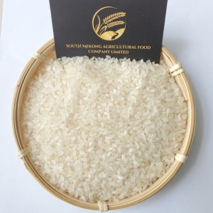 Calrose de alta calidad del sur de Mekong, Vietnam, Arroz de grano corto, textura suave seca, patrón medio - Product Image 1