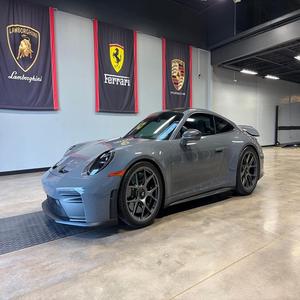 2026 911 GT3 Touring Boîte manuelle 6 vitesses, Moteur 6 cylindres à carter plat de 502 ch - Product Image 1