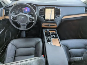 SUV 7 places hybride léger de luxe 2025 d'occasion, technologie avancée, intérieur confortable, autonomie 401-500 km, batterie 110 kWh fournie - Product Image 3