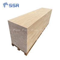 Comptoirs en bois d'hévéa en vrac 25x1.5x96 pouces de dimension standard Applications de cuisine écologiques exportées du Vietnam