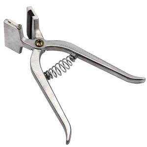 คีมสักสัตว์สแตนเลสแบบแมนนวล พร้อมโลโก้สั่งทำ ทนทาน คุณภาพสูง สำหรับทำเครื่องหมายสัตว์ปศุสัตว์ - Product Image 4