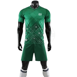 Ensemble d'uniformes de football personnalisés 100% Polyester coupe automatisée tissu léger respirant de haute qualité adapté aux équipes - Product Image 2