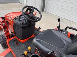 รถแทรกเตอร์คูโบต้า BX2380 ขับเคลื่อน 4 ล้อ ขนาดเล็ก 23 แรงม้า เครื่องยนต์ดีเซล พร้อมที่ตักด้านหน้า |   รถแทรกเตอร์สวนคูโบต้า BX2380 23 แรงม้า ดีเซล ขับเคลื่อน 4 ล้อ - Product Image 2