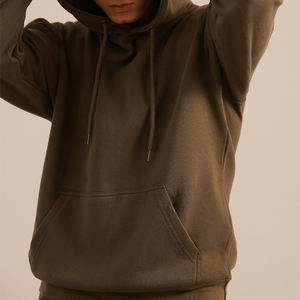 Sudadera de forro polar suave en tonos tierra cálidos con un diseño relajado, bolsillo canguro y un diseño acogedor, perfecta para el uso diario informal. - Product Image 5