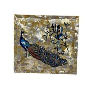 ท็อปโต๊ะกาแฟทรงสี่เหลี่ยม ทำจากหินมุก ดีไซน์หรูหรา งานฝีมือประณีต ลายนกยูง พร้อมลวดลายดอกไม้ เฟอร์นิเจอร์สั่งทำ จำนวนมาก - Product Image 3