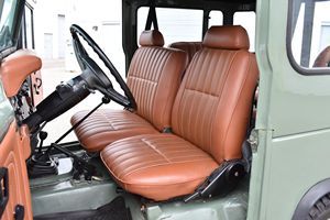 ÉDITION CLASSIQUE 1983 LANDCRUISERS 4 VITESSES MANUELLES 4X4 CONDUITE À GAUCHE EN PARFAIT ÉTAT DE FONCTIONNEMENT PROPRE ET EXCELLENT ÉTAT MEILLEURE OFFRE EXPORT - Product Image 5