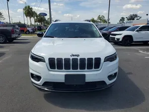 2023 Jeep Cherokee Altitude Lux - Product Image 2