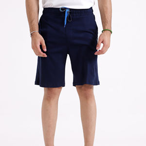 Ensemble 2 pièces T-shirt et short pour homme, personnalisé par le fabricant OEM, uni, décontracté d'été, séchage rapide, respirant, avec impression de logo personnalisée - Product Image 2