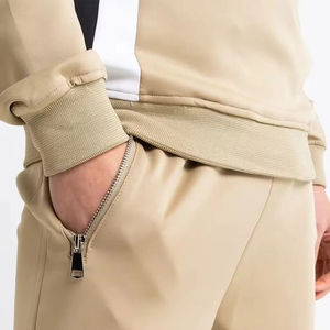 Ensemble sweat-shirt et short pour homme, streetwear décontracté, taille confortable, 100% coton molleton, logo personnalisé pour homme - Product Image 6