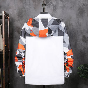 Vestes d'hiver softshell imprimées sur mesure pour hommes décontractées, imperméables, respirantes avec fermeture éclair, fonction gilet logo avant Position - Product Image 3