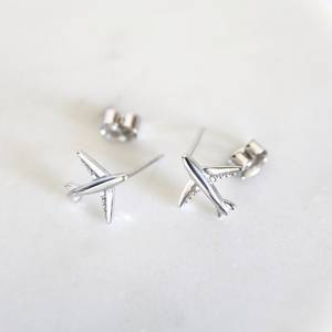 Pendientes de Plata de Ley 925 con Baño de Oro, Diseño Minimalista de Avión, Joyería Fina de Aviación, Regalo Unisex - Product Image 3