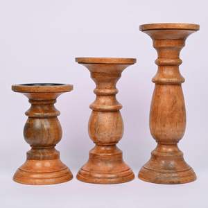 Bougeoirs tournés ronds naturels pour bougies piliers Lot de 3 bougeoirs en bois de manguier de style vintage pour pièce maîtresse - Product Image 4