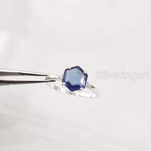 Anillo de Mujer con Zafiro Azul Natural, Piedra de Nacimiento de Septiembre, Anillo Apilable de Plata de Ley 925 - Product Image 2