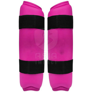 Espinilleras Modernas Ligeras de Tela Resistente Ideales para Entrenamiento de Fútbol y Actividades Deportivas - Product Image 3