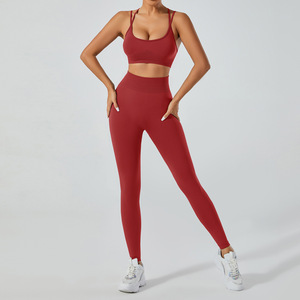Conjunto de Yoga para Mujer, Leggings de Cintura Alta y Sujetador Deportivo con Tirantes Cruzados, Ropa de Gimnasio para Fitness, Pilates, Entrenamiento y Running - Product Image 3