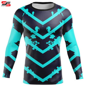 Nouveau élégant de haute qualité personnalisé Rash Guard pour hommes meilleure vente vêtements d'entraînement Slim Fit hommes Rash Guard - Product Image 3