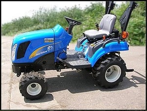 Tracteur agricole compact 4x4 25 CV |   Tracteur multifonctionnel Workmaster 25S Boomer 1020 4x4 pour pelouse, bleu - Product Image 6