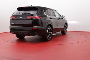 MITSUBISHI OUTLANDER SUV ES S-AWC 2022 d'occasion, très propre, prêt à la vente - Product Image 4