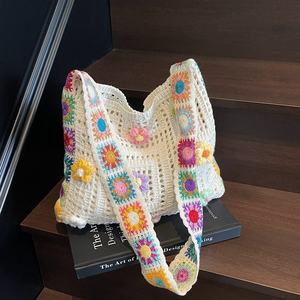 Bolso de Playa Tejido a Crochet, Hecho a Mano, con Diseño Hueco, Gran Capacidad, para Mujer, Decoración Bordada, Tipo de Cierre Abierto - Product Image 3