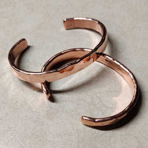 High Quality Royal Artisans Pure <b>Copper</b> Cuff <b>Bracelets</b> for Unisex Custom Logo Packaging Classic Style Wedding/Engagement/Gift - Product Image 1
