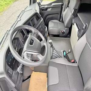 Camion diesel résistant de tête du tracteur 4x2 pour le transport de longue distance - Product Image 2