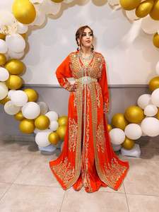 Broderie Zari de créateur avec pierre ornée, Dabka, perles travaillées sur la belle robe de caftan orange algérienne pour mariage = 2025 - Product Image 2