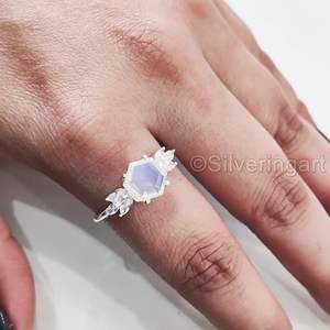 แหวนผู้หญิง โอปอลธรรมชาติ พลอยประจำเดือนตุลาคม ของขวัญคริสต์มาส ของขวัญวันครบรอบ แหวนซ้อนกันได้ เครื่องประดับ แหวนเงินแท้ 925 - Product Image 3