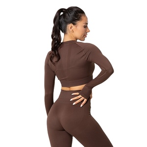 เสื้อครอปแขนยาวทรงสลิมฟิตสำหรับออกกำลังกายผู้หญิง รุ่นปี 2026 ผลิตจากโพลีเอสเตอร์ยืดหยุ่น 100% เหมาะสำหรับใส่ในช่วงฤดูร้อน - Product Image 6