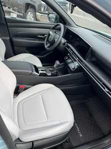 Hyundai Santa-Cruz SEL d'occasion propre, modèle 2025 - Product Image 4