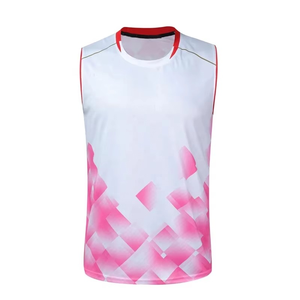 เสื้อยืดกีฬาแขนสั้นสำหรับผู้ชาย ผลิตจากโพลีเอสเตอร์ 100% ระบายอากาศได้ดี เป็นมิตรกับสิ่งแวดล้อม แห้งเร็ว ขายส่ง เหมาะสำหรับวอลเลย์บอลและแบดมินตัน - Product Image 5