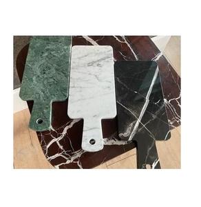 Planche à découper en marbre de qualité supérieure, conçue pour les tâches de cuisine à domicile, offrant une plateforme stable en pierre naturelle lourde - Product Image 1