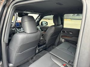 NUEVO TOYOTA LAND CRUISER 3.0L GASOLINA Transmisión Automática COLOR NEGRO SUV 305KW - 415HP - Product Image 5