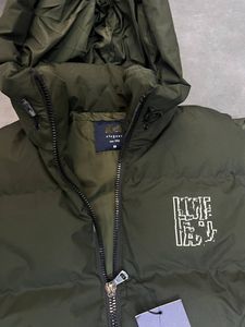 Chaleco y chaleco acolchado informal de talla grande para hombre, cómodo y elegante con relleno de nailon y cuello con capucha para la temporada de invierno - Product Image 2