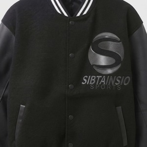 แจ็คเก็ตบอมเบอร์สีดำพรีเมียม แขนหนังแท้ เสื้อโค้ทบอมเบอร์แบบ Letterman สั่งทำพิเศษ กระดุมแป๊กด้านหน้า คอเสื้อแบบริบ - Product Image 6