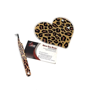 Carreaux de cils imprimés guépard durables pour pince à cils Concevez en gros vos propres carreaux de cils en acrylique personnalisés - Product Image 5