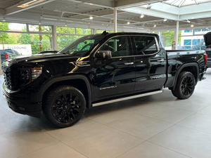 Offre promotionnelle : GMC Sierra 3.0 Eleva tion 2023 d'occasion, couleur noir/blanc, faible kilométrage - Product Image 4