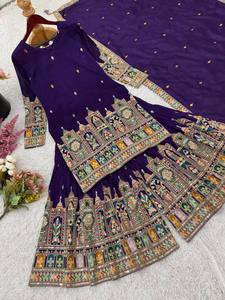 Ensemble tendance en pure soie de chinon avec fond en coton uni brodé de fil à paillettes et dupatta assorti pour une mode ethnique festive - Product Image 4