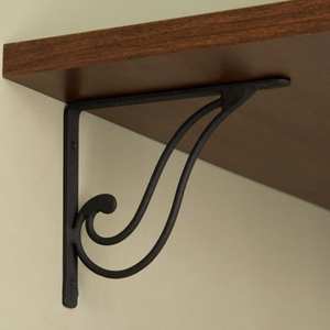 Support d'étagère en fer de style vintage pour décor de ferme rustique offrant un support solide pour les étagères décoratives en bois - Product Image 4