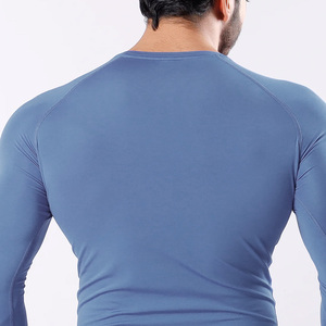 เสื้อแขนยาวแนบเนื้อสำหรับผู้ชายเสื้อออกกำลังกายแห้งเร็วผ้าสแปนเด็กซ์ระบายอากาศได้ดี - Product Image 4