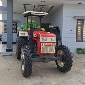 Tractor de ruedas Swaraj 2024 FE 4x4 4WD usado 855 con componentes centrales, caja de cambios de bomba de motor - Product Image 1