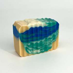 Hecho a Mano: ¿Dónde está la playa? Jabón Sólido Antiacné para Rostro/Baño/Inodoro con Ingredientes Blanqueadores de Té Verde y Árbol de Té - Product Image 6