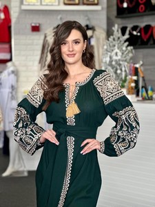 Robe hippie longue et élégante à broderie Robes de broderie ukrainienne de créateur pour femme Robes pour femme au design unique au prix de gros - Product Image 5