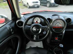 MINI Countryman FWD 2011 in vendita con basso chilometraggio, motore a benzina, auto usata in ottime condizioni e senza incidenti, offerta imperdibile, guida a sinistra. - Product Image 6