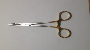 Fórceps dentales manuales con soporte de aguja de alta calidad TC 14CM e insertos de carburo de tungsteno de corte de sutura OEM personalizado - Product Image 3