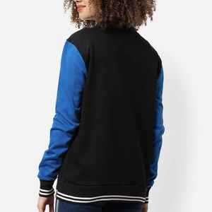 Chaqueta universitaria moderna para mujer con cierre clásico de broches, confección robusta y un estilo deportivo perfectamente equilibrado. - Product Image 6