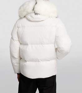 Chaqueta acolchada de estilo callejero a la moda para hombre, chaqueta de invierno acolchada transpirable con cuello levantado y logotipo personalizado - Product Image 3