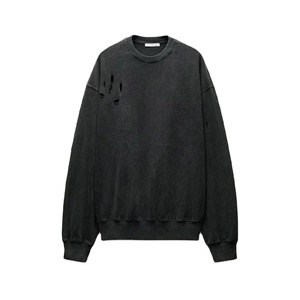 เสื้อสเวตเชิ้ตผู้ชายทรงโอเวอร์ไซส์ผ้าเฟรนช์เทอร์รี่แบบใหม่ทันสมัย ล้างสีแบบแอซิดวอช แต่งดีเทลขาดๆ ทรงหลวม สไตล์ฮิปฮอป - Product Image 1